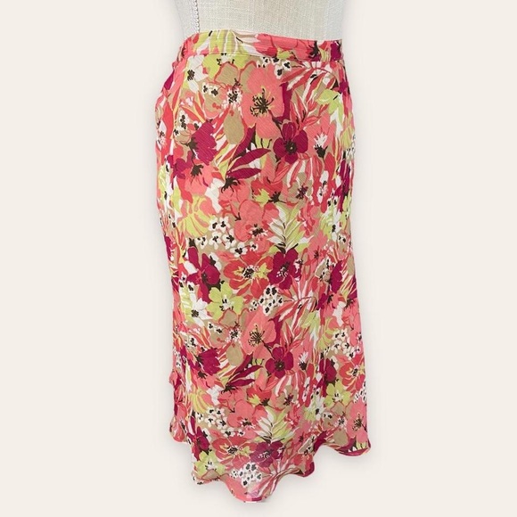 🍒🌺 Vintage y2k Floral Midi Skirt 🌺🍒 - Picture 3 of 4